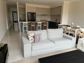 Stay in Tarneit West Melbourne